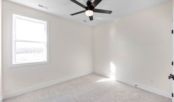 980 Pelican Dr, Polk City, IA 50226