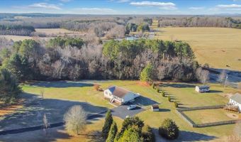 286 Morningside Dr, Appomattox, VA 24522