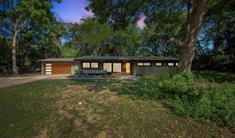 3446 Charing Cross Rd, Ann Arbor, MI 48108