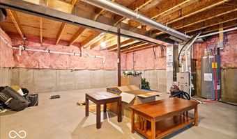 220 Dovetree Dr, Avon, IN 46122