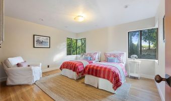 525 Keyes Ave, Angwin, CA 94508