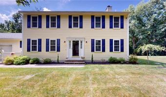 6 Forest Hill Dr, North Smithfield, RI 02896