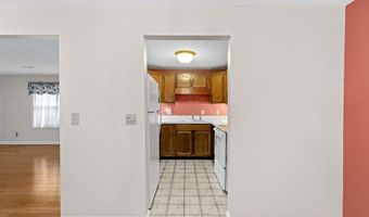 9 Pleasant Park Ave 2I, Barnstable, MA 02601