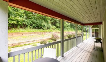 335 Toll Gate Rd, Berlin, CT 06037