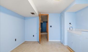 136 Cherry Ln, Burlington, VT 05401