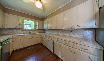 2389 Newport Rd, Batesville, AR 72501