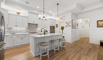4928 N Prestwick Ave, Bel Aire, KS 67226