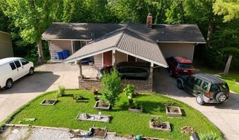 4 Cummings Ln, Bella Vista, AR 72715
