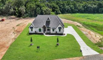 313 Wrangler Ct, Weatherford, TX 76085