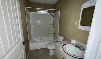 806 Parr Dr, Alice, TX 78332