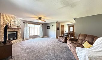 237 E Dahlstrom Ave, Appleton, MN 56208