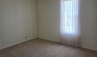 18916 166th St, Basehor, KS 66007