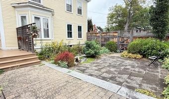 58 Oak St, Brattleboro, VT 05301