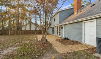 221 Greenfield Pl, Brandon, MS 39047