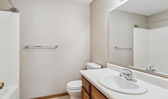667 Andy Ct, North Liberty, IA 52317