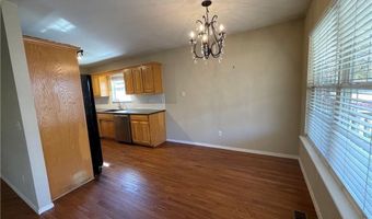 6 Dillow Dr, Bella Vista, AR 72714