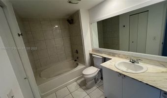 2775 NE 187th 227, Aventura, FL 33180