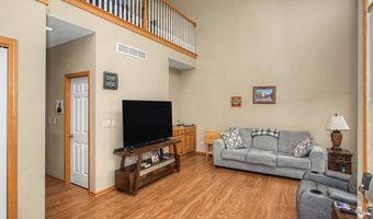 2508 Bristol Dr, Ames, IA 50010
