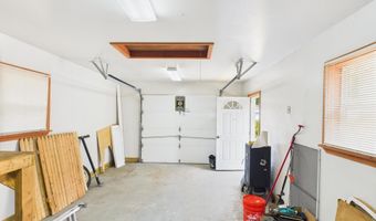 2 Cheryl Dr, Allenstown, NH 03275