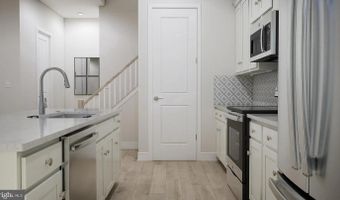 41917 HOGAN FOREST Ter, Aldie, VA 20105