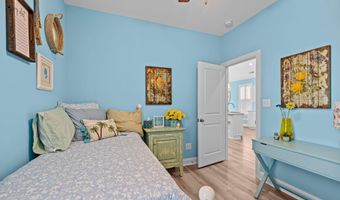 109 E Terminal Blvd, Atlantic Beach, NC 28512