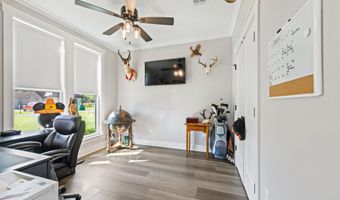 1090 Sandy Ln, Arnaudville, LA 70512