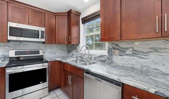 27 Tartaglia St, Johnston, RI 02919