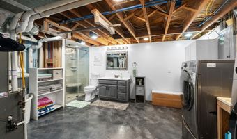 201 S 5th Ave, Brandon, SD 57005
