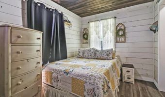 2230 Shirley Rd, Allardt, TN 38504