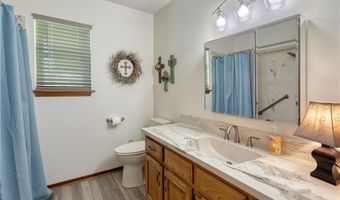 1201 D St, Barling, AR 72923