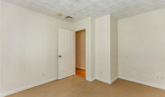 167 Cranberry Ridge Rd, Glocester, RI 02857