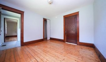 136 Lancaster Ave, Bangor, ME 04401