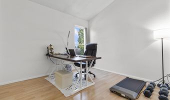 32 Glenview Dr 32, Cromwell, CT 06416