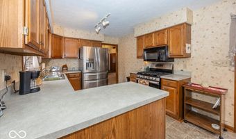 6943 Arjay Dr, Indianapolis, IN 46217