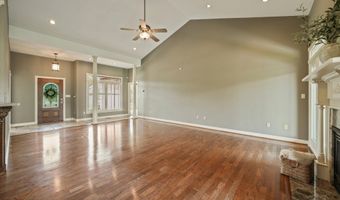 963 Southwick Dr, Alcoa, TN 37701