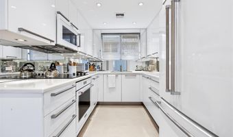 10178 Collins Ave 208, Bal Harbour, FL 33154