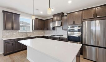 8820 Shipton Cir, Ball Ground, GA 30107