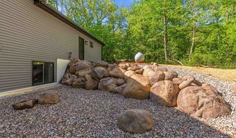 10876 COUNTY ROAD V, Amherst, WI 54406