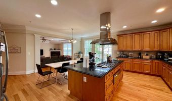 6204 MELVERN Dr, Bethesda, MD 20817