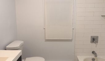 24 E 18TH St 2, Bayonne, NJ 07002