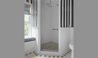 20 Lincoln St, Jamestown, RI 02835