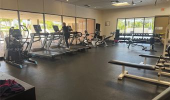 20335 W Country Club Dr 1205, Aventura, FL 33180