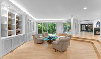 6829 LITTLE RIVER Tpke, Annandale, VA 22003