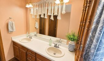 1332 Auburn Dr, Bogue Chitto, MS 39629