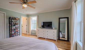 19 Magnolia Hill Rd, Bangor, ME 04401