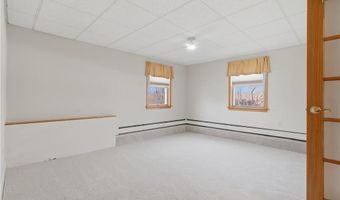 46 Timberland Dr, Lincoln, RI 02865