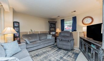 1404 Kendale Dr, Akron, OH 44314