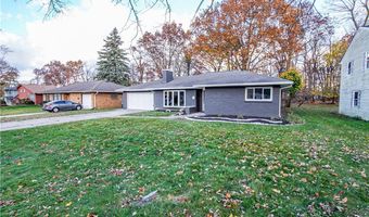 279 Cadman Dr, Amherst, NY 14221