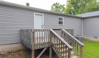 702 9th St, Barling, AR 72923