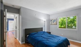 2910 Alta View Dr 203, San Diego, CA 92139